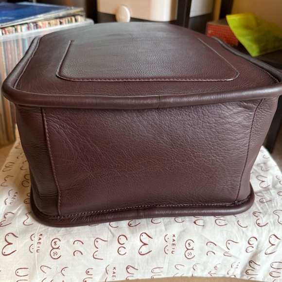 BNWT Kaeiu Leather Loop Tote in Bordeaux 🍷🍫♥️ - Picture 11 of 15